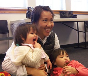 Janie, Reagan and Ella Lowrie at Silver Falls Library’s storytime. Photo by Melissa Wagoner