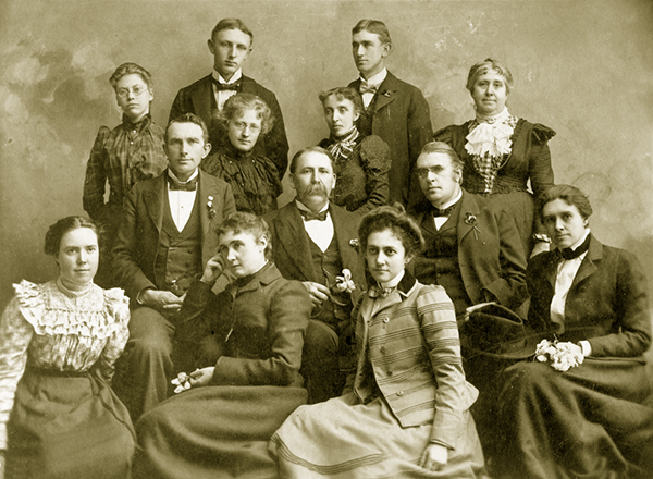 Official portrait of the Liberal University of Oregon faculty, a “freethinking” group founded in Silverton, photographed circa 1900. Silverton Country Historical Society