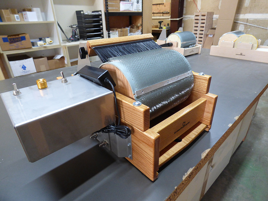 The Berukoff brothers’ model drum carder. 